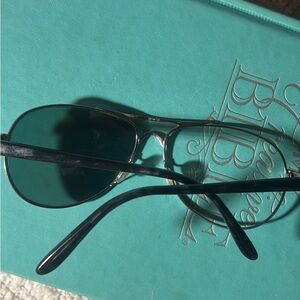 Oakley feed back rims. Stylish Silver Aviator Sunglasses